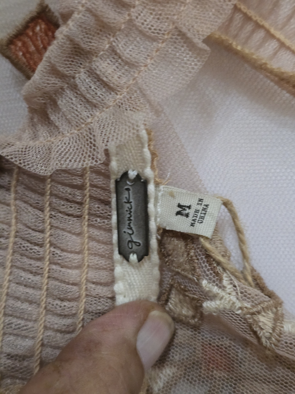 Gimmicks by BKE Beige Bodysuit w/Sheer Mesh Detailing Embroidered Accents M NWT - Picture 10 of 12